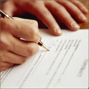 إدارة العقود والمتابعة